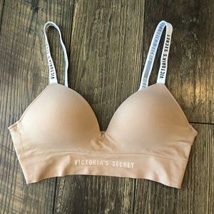 Victoria’s Secret Wireless Nude Bra Bralette